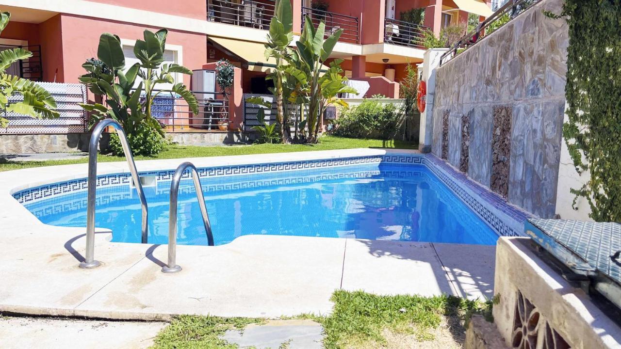 Nuevo Con Piscina Y Parking En La Playa Lejlighed Torre de Benagalbon Eksteriør billede